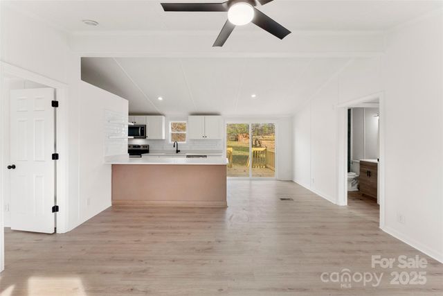 226 Muldoon Lane, Clover, SC 29710