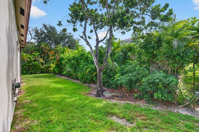 10036 Lexington Estates Boulevard, Boca Raton, FL 33428