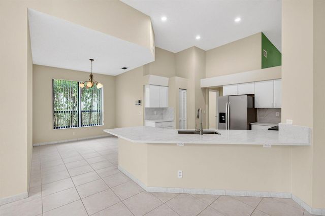 10036 Lexington Estates Boulevard, Boca Raton, FL 33428