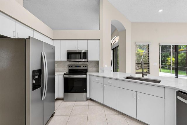 10036 Lexington Estates Boulevard, Boca Raton, FL 33428