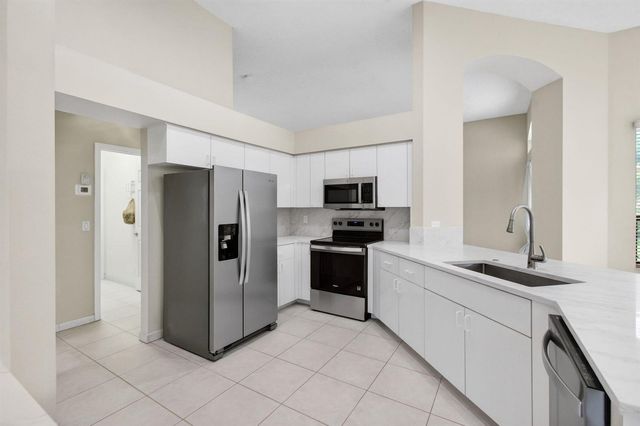 10036 Lexington Estates Boulevard, Boca Raton, FL 33428