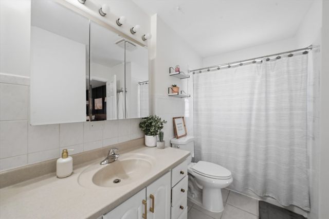 1830 MARIGOLD Lane, Hanover Park, IL 60133