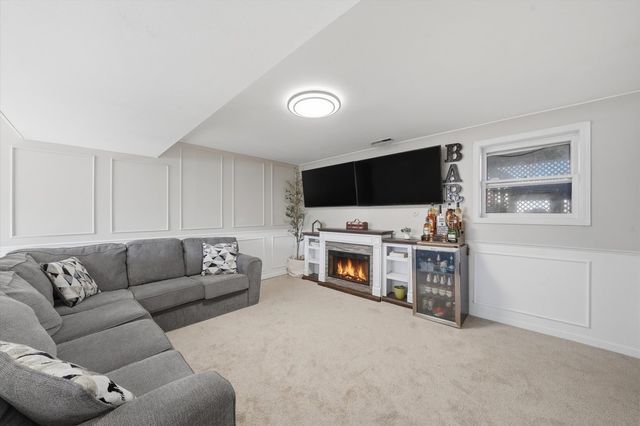 1830 MARIGOLD Lane, Hanover Park, IL 60133