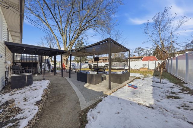 1830 MARIGOLD Lane, Hanover Park, IL 60133