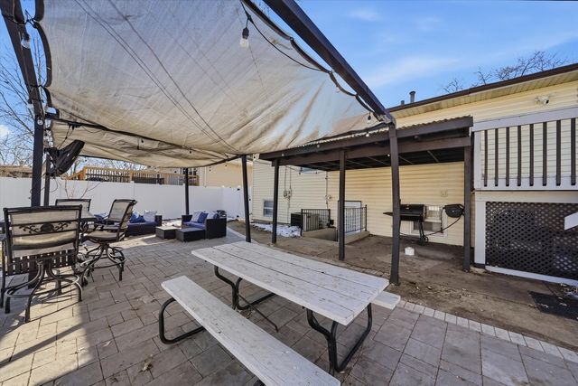 1830 MARIGOLD Lane, Hanover Park, IL 60133