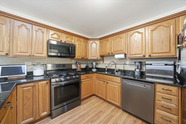 1830 MARIGOLD Lane, Hanover Park, IL 60133