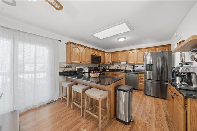 1830 MARIGOLD Lane, Hanover Park, IL 60133