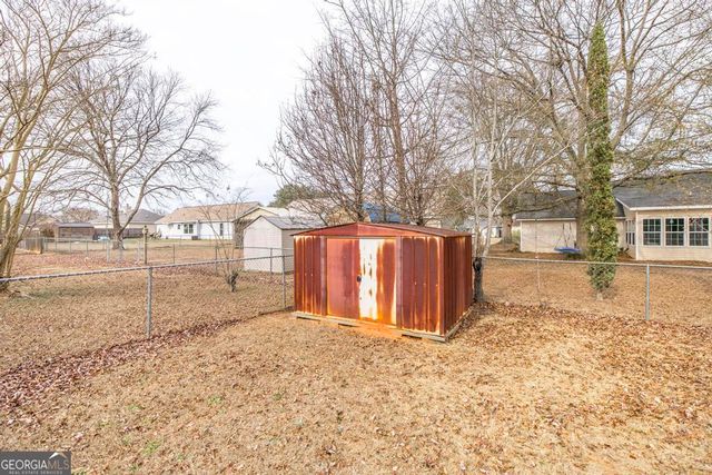 1560 Sweetwater Drive, Warner Robins, GA 31088