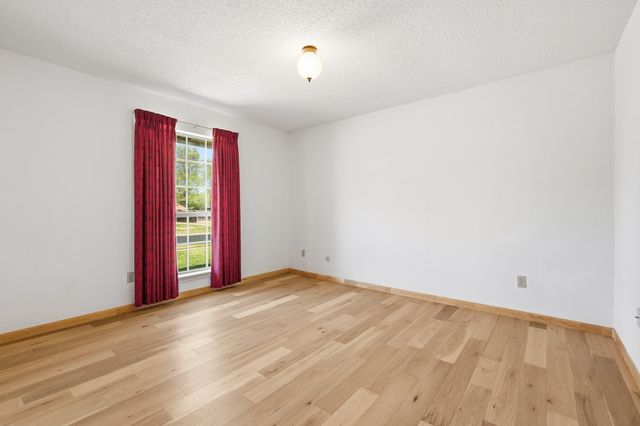 716 Sugar Tree Court, Bedford, TX 76021