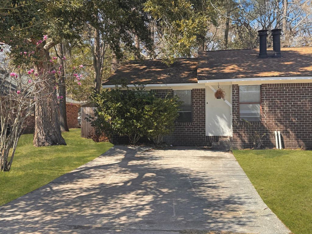 216 Parlor Drive A And B, Ladson, SC 29456