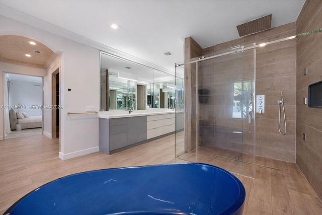 3400 NE 164th Street, Sunny Isles Beach, FL 33160