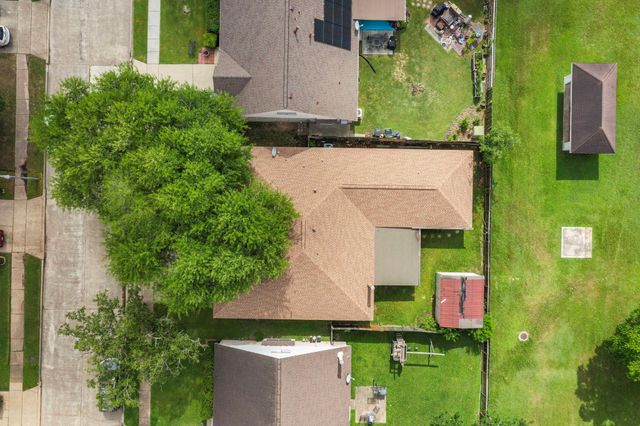 16719 Sky Blue Lane, Houston, TX 77095