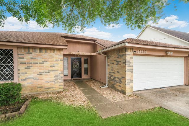 16719 Sky Blue Lane, Houston, TX 77095