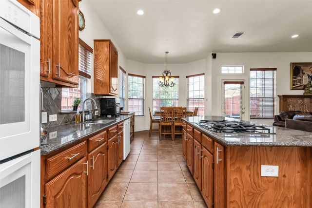 2405 Kittyhawk Drive, Plano, TX 75025