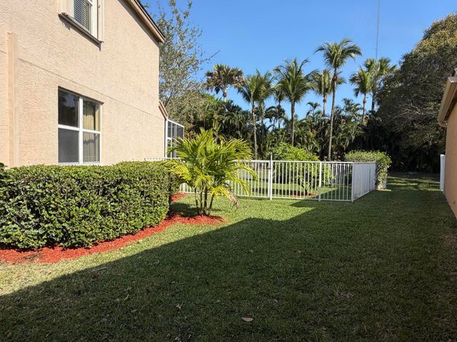 10255 Little Mustang Way, Lake Worth, FL 33449