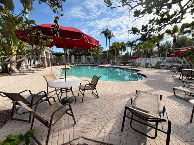 10255 Little Mustang Way, Lake Worth, FL 33449