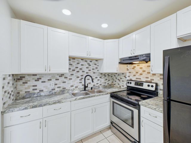 6289 Lear Drive 206, Lake Worth, FL 33462