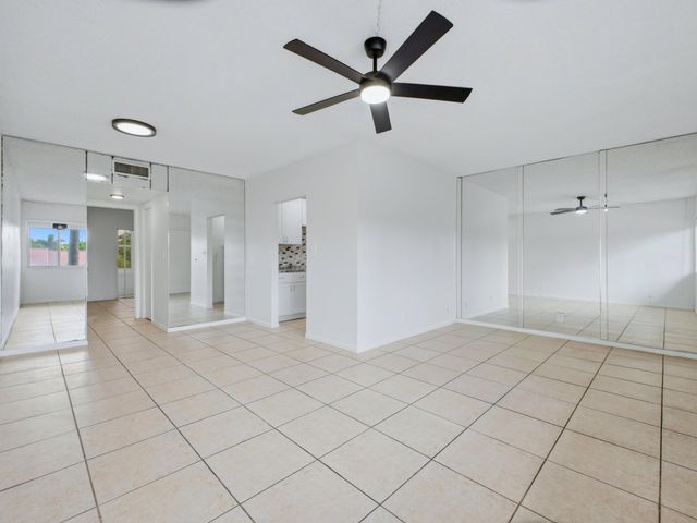 6289 Lear Drive 206, Lake Worth, FL 33462