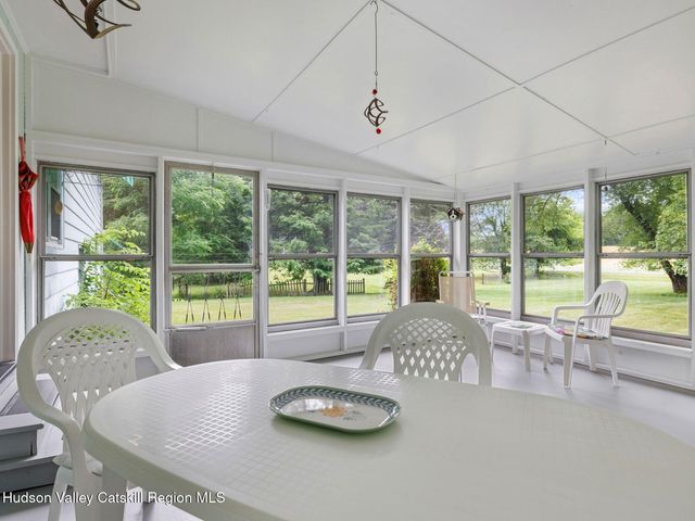 240 Route 199, Red Hook, NY 12571