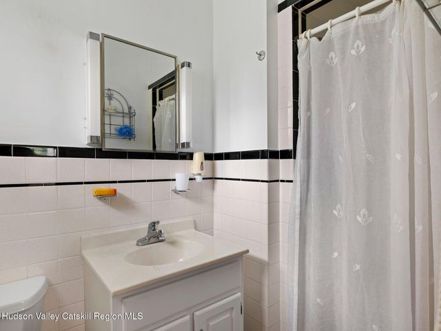 240 Route 199, Red Hook, NY 12571