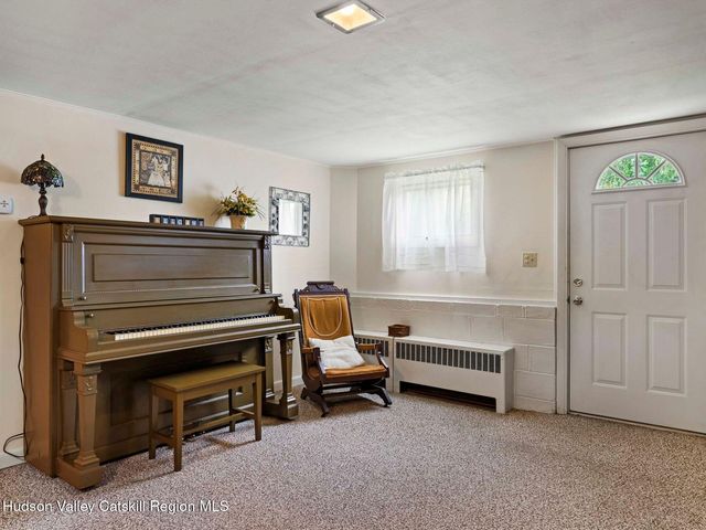 240 Route 199, Red Hook, NY 12571