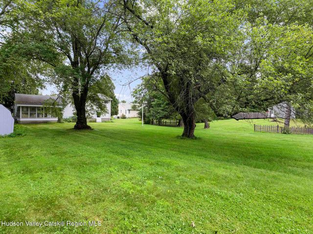 240 Route 199, Red Hook, NY 12571