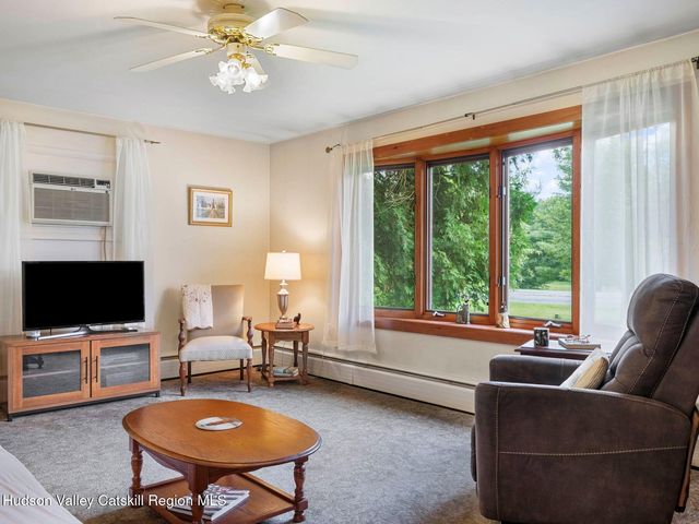 240 Route 199, Red Hook, NY 12571