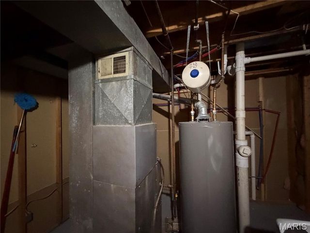 1618 Boardwalk Avenue, Florissant, MO 63031