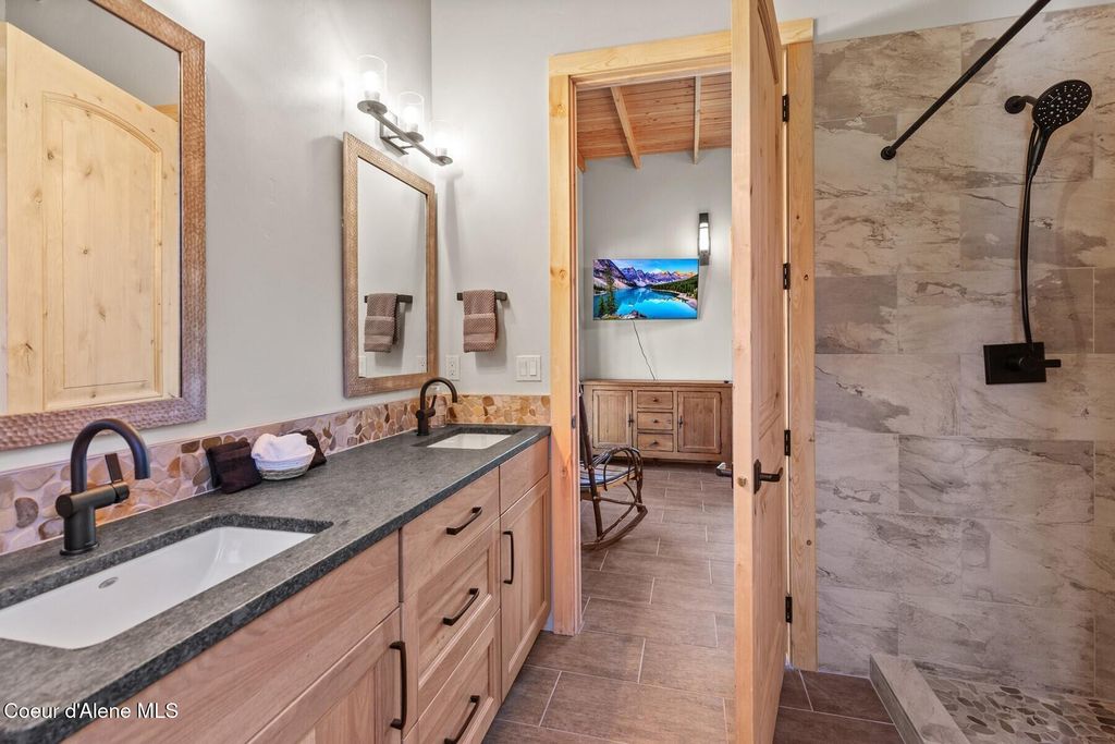 14318 N Waters Edge Ct, Hayden, ID 83835 photo 30