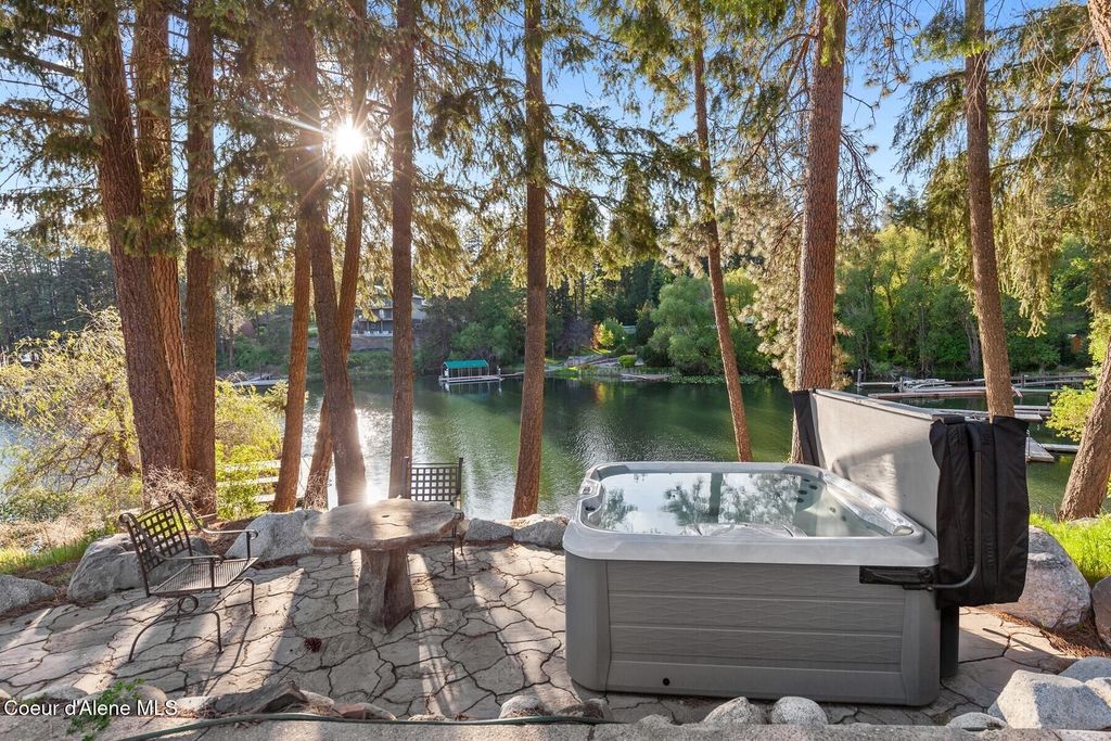 14318 N Waters Edge Ct, Hayden, ID 83835 photo 7