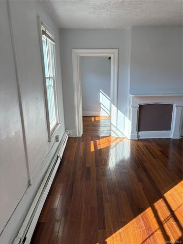 500 Main St, Beacon, NY 12508