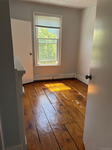500 Main St, Beacon, NY 12508
