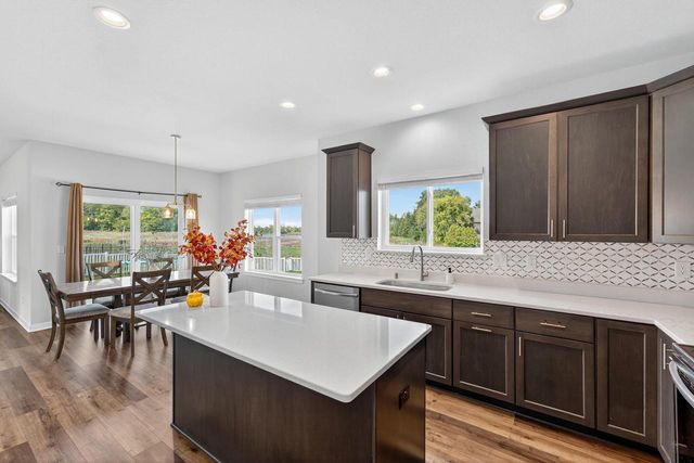 11520 W Meadowview DRIVE, Franklin, WI 53132