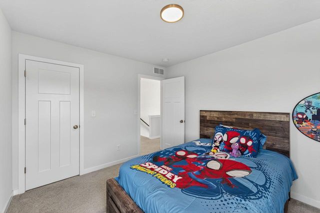 11520 W Meadowview DRIVE, Franklin, WI 53132