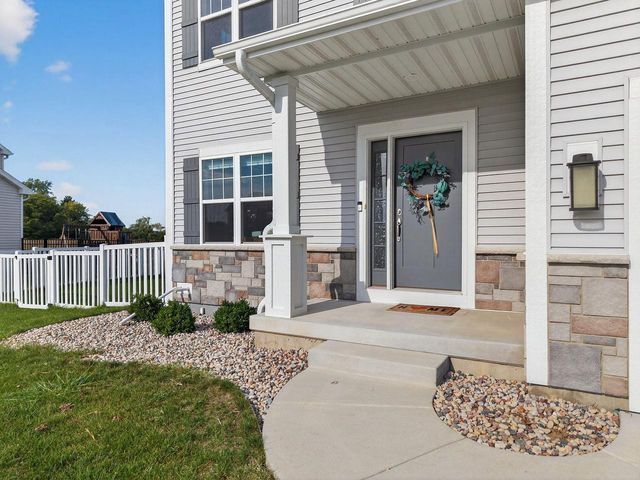11520 W Meadowview DRIVE, Franklin, WI 53132