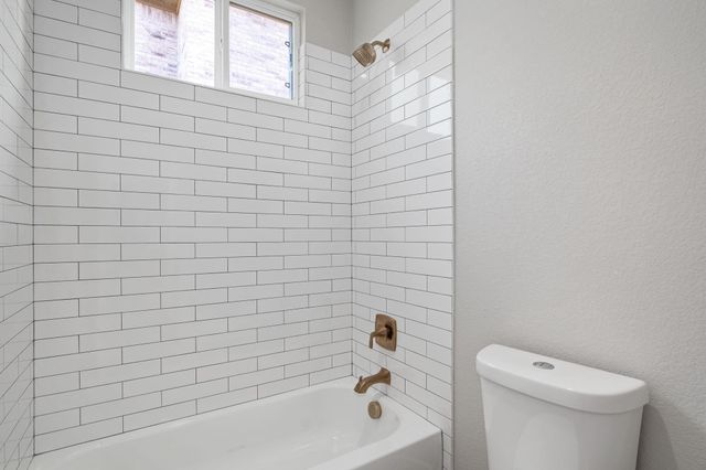 108 Brooks Drive, Terrell, TX 75160