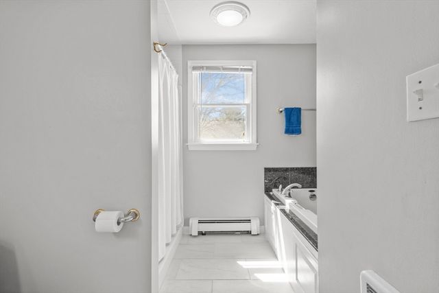 3 Taylor Rd, Bellingham, MA 02019