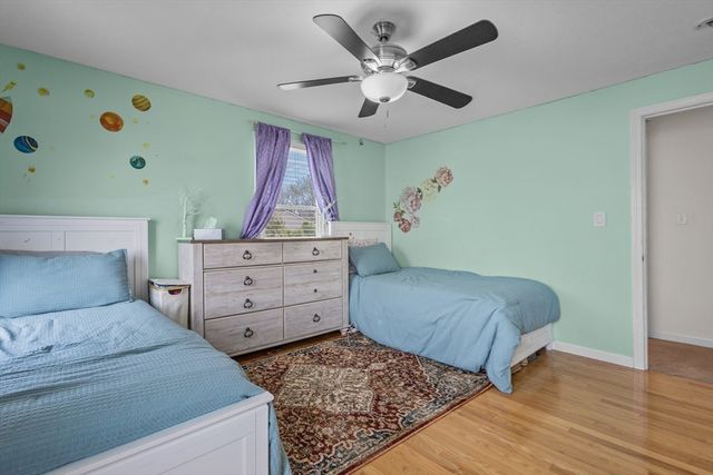 3 Taylor Rd, Bellingham, MA 02019