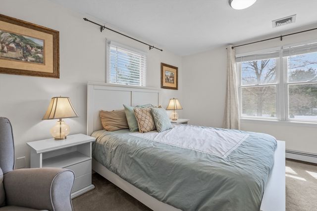 3 Taylor Rd, Bellingham, MA 02019