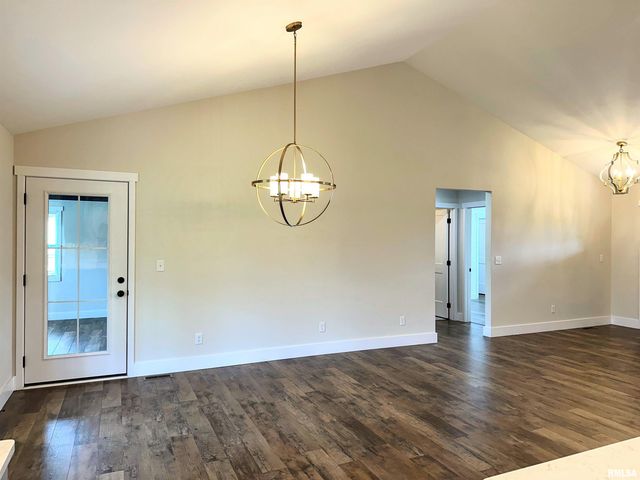 1106 FALCON Court, Carterville, IL 62918