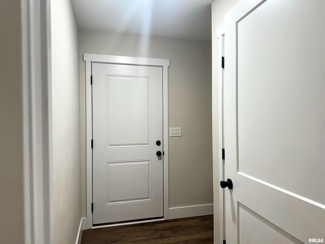 1106 FALCON Court, Carterville, IL 62918