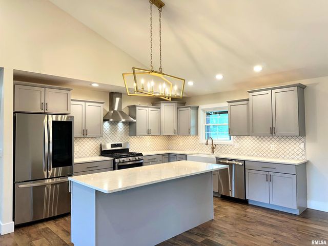 1106 FALCON Court, Carterville, IL 62918