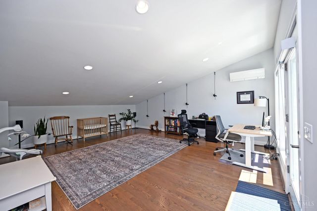 1620 Merrimac Street, Cincinnati, OH 45207