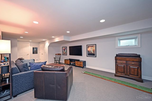 1620 Merrimac Street, Cincinnati, OH 45207