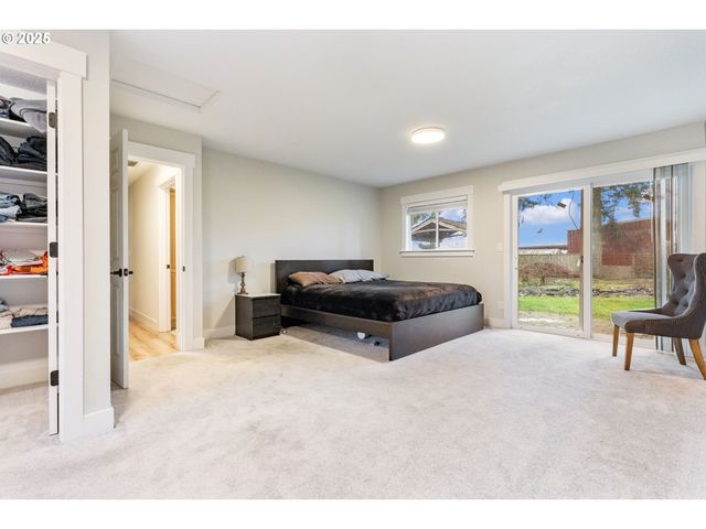 32681 Nw PEACEFUL Ln, North Plains, OR 97133