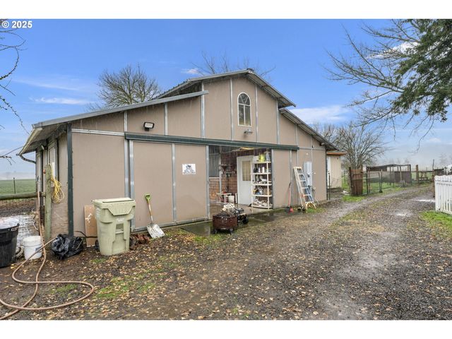 32681 Nw PEACEFUL Ln, North Plains, OR 97133