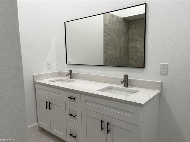 5302 Anita AVE N, Lehigh Acres, FL 33971