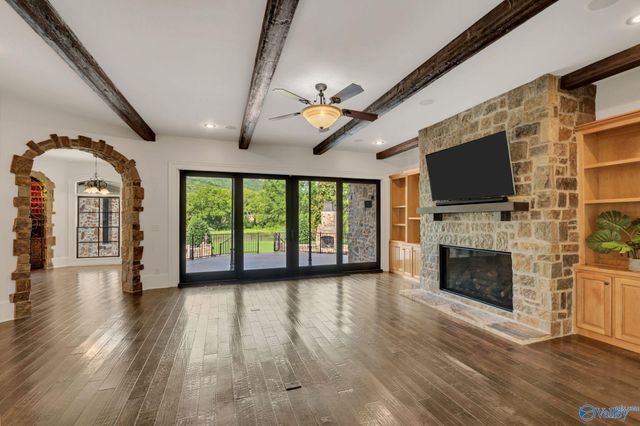 40 Mcmullen Lane SE, Gurley, AL 35748