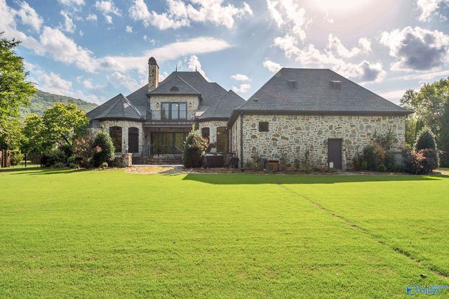 40 Mcmullen Lane SE, Gurley, AL 35748