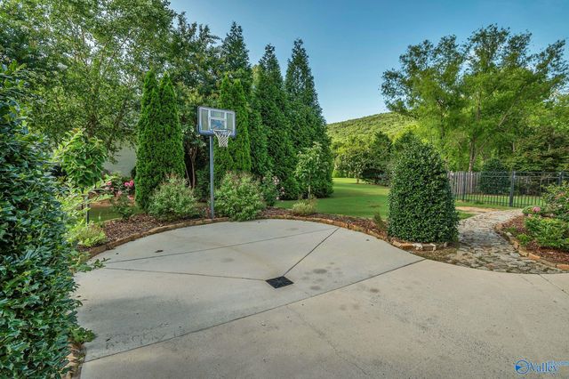 40 Mcmullen Lane SE, Gurley, AL 35748